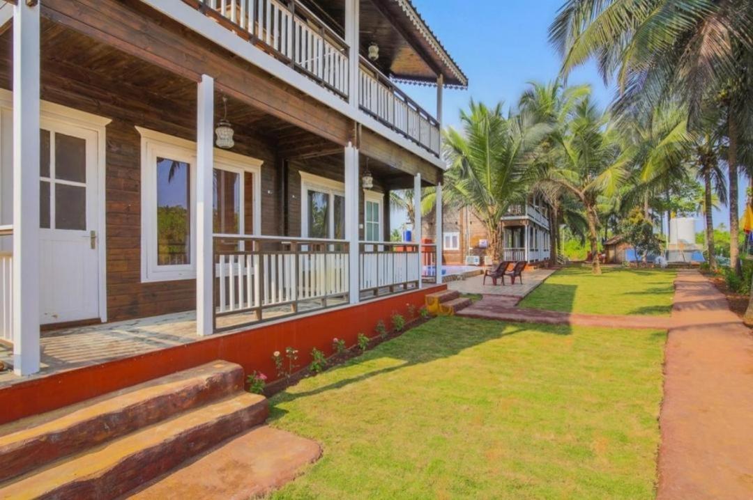 Casa Seaesta Beach Cottages And Suites Арамболь Экстерьер фото